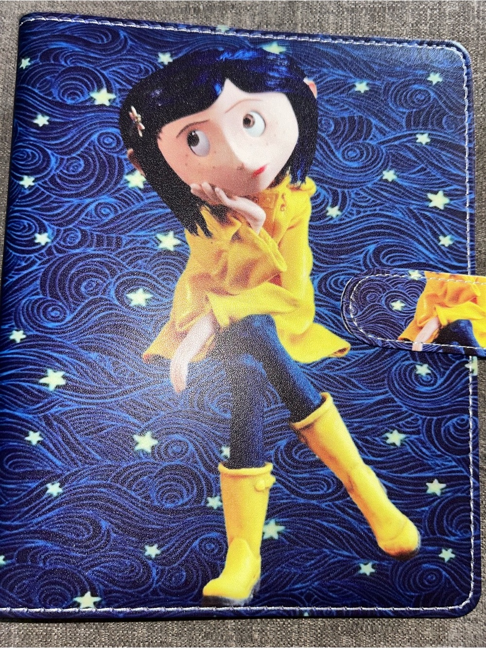 Coraline A5 Binder with Refill paper - Picture 2 of 4
